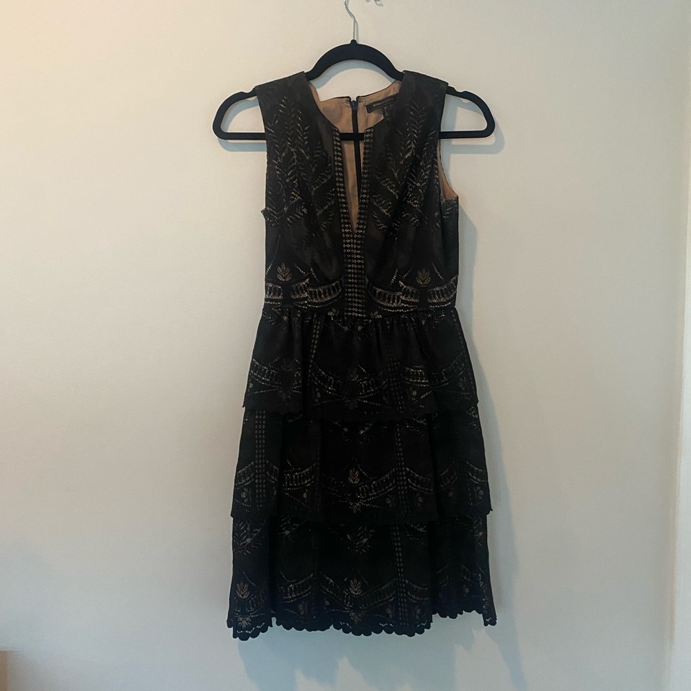 Bloomingdale’s Designer VINTAGE BCBG MAXAZRIA Black V Neck Formal Mini Dress